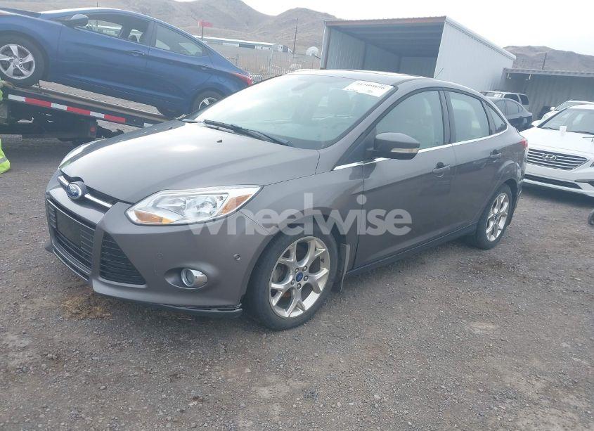 Photo 2 of 2012 Ford Focus SEL (VIN 1FAHP3H20CL274121)