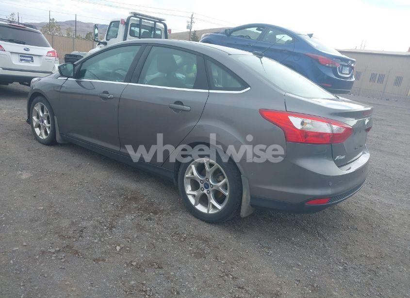 Photo 3 of 2012 Ford Focus SEL (VIN 1FAHP3H20CL274121)