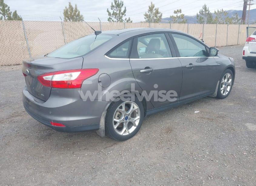 Photo 4 of 2012 Ford Focus SEL (VIN 1FAHP3H20CL274121)