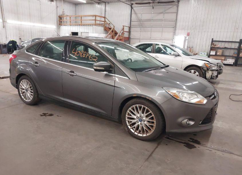 2012 Ford Focus SEL (VIN 1FAHP3H20CL348492) main photo