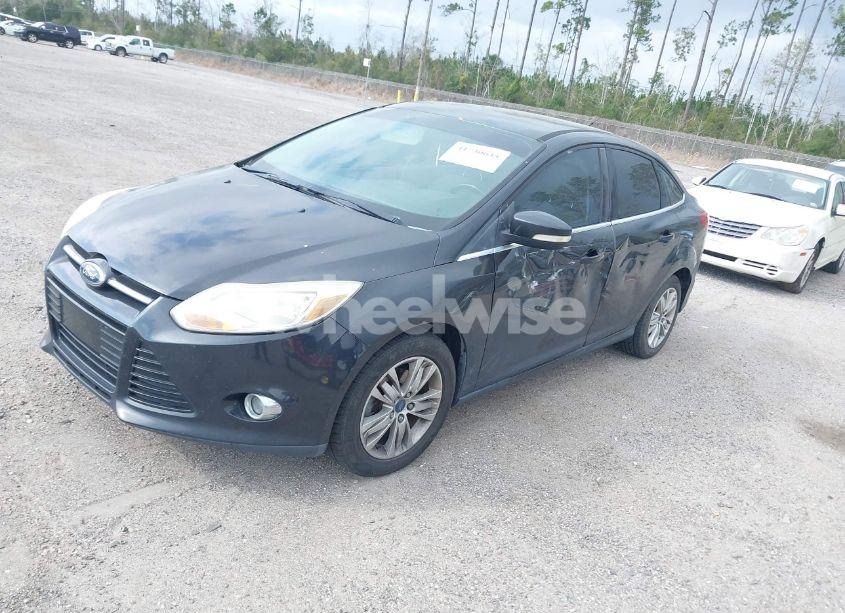 Photo 2 of 2012 Ford Focus SEL (VIN 1FAHP3H20CL375708)