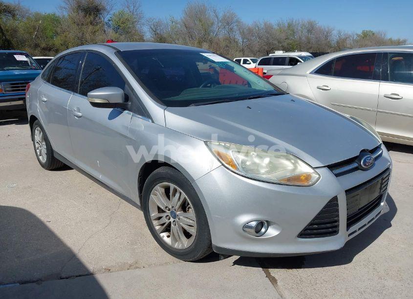 2012 Ford Focus SEL (VIN 1FAHP3H20CL411249) main photo