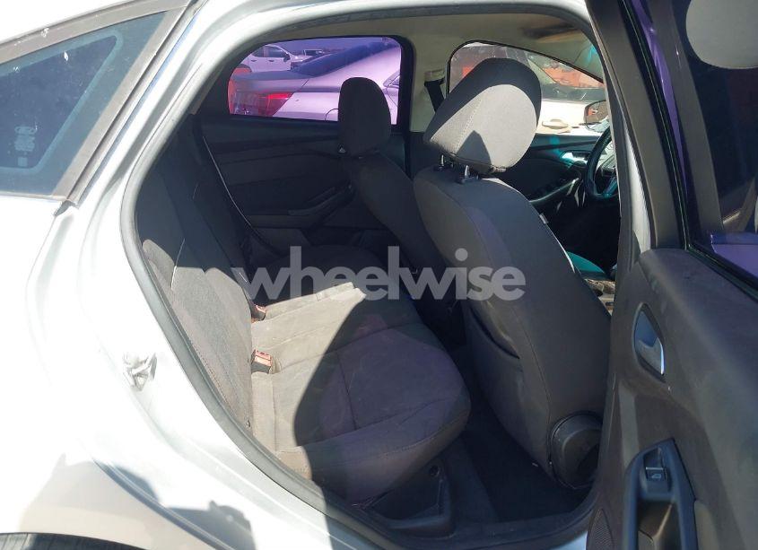 Photo 8 of 2012 Ford Focus SEL (VIN 1FAHP3H20CL411249)