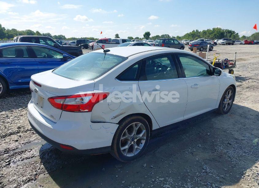 Photo 4 of 2012 Ford Focus SEL (VIN 1FAHP3H20CL428052)