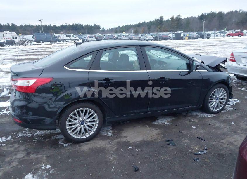 Photo 14 of 2012 Ford Focus SEL (VIN 1FAHP3H20CL432389)
