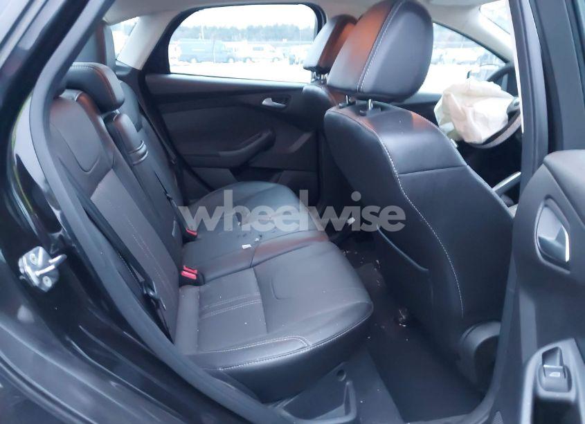 Photo 8 of 2012 Ford Focus SEL (VIN 1FAHP3H20CL432389)