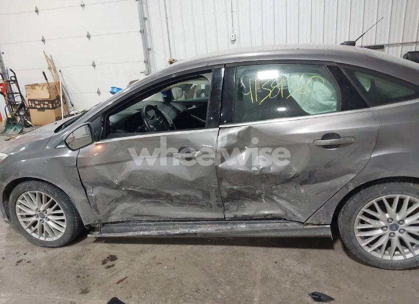 Photo 14 of 2012 Ford Focus SEL (VIN 1FAHP3H20CL477123)