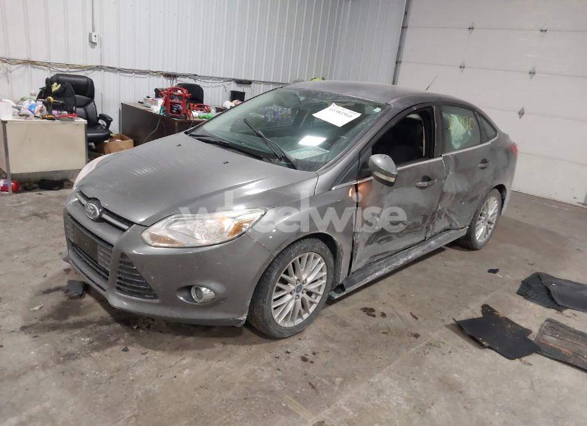 Photo 2 of 2012 Ford Focus SEL (VIN 1FAHP3H20CL477123)