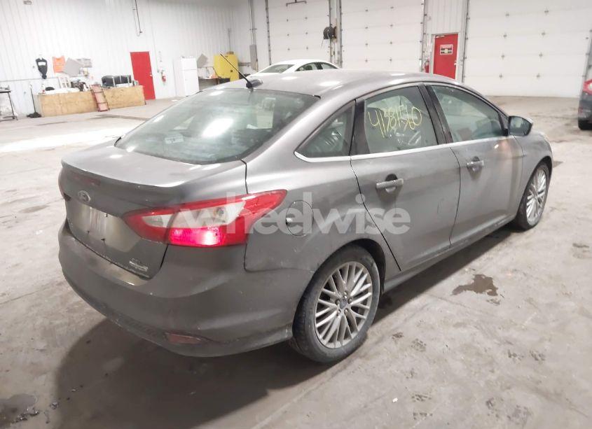 Photo 4 of 2012 Ford Focus SEL (VIN 1FAHP3H20CL477123)