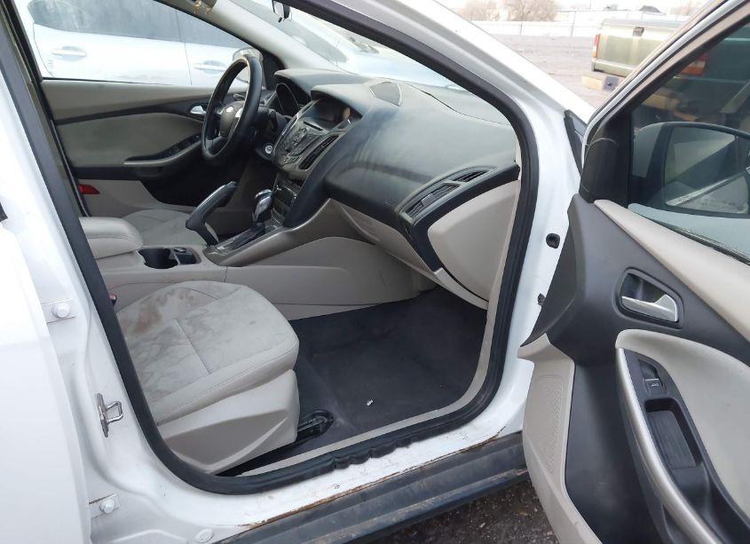 Photo 5 of 2012 Ford Focus SEL (VIN 1FAHP3H21CL147622)