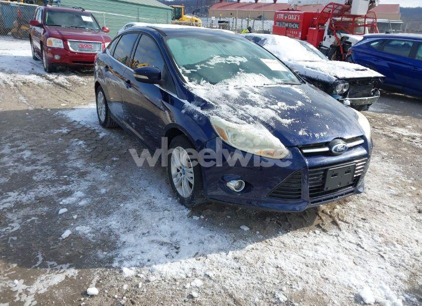 2012 Ford Focus SEL (VIN 1FAHP3H21CL157230) main photo