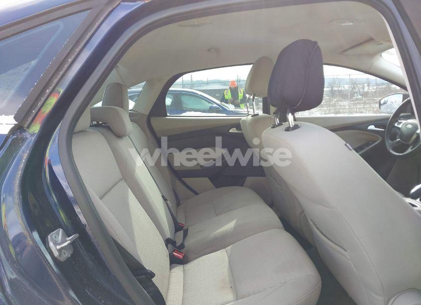 Photo 8 of 2012 Ford Focus SEL (VIN 1FAHP3H21CL157230)