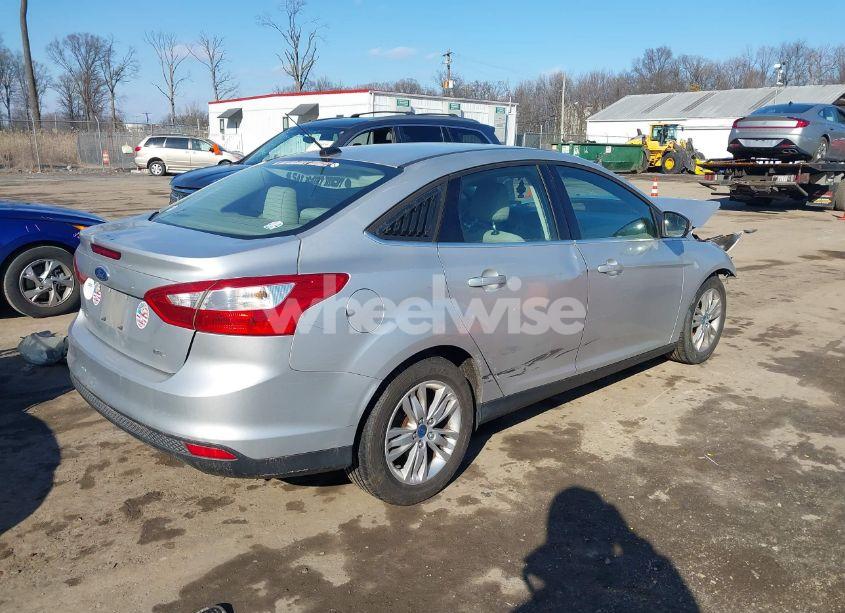 Photo 4 of 2012 Ford Focus SEL (VIN 1FAHP3H21CL196643)