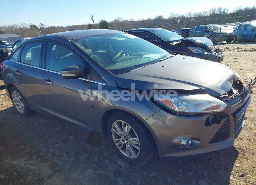 2012 Ford Focus SEL (VIN 1FAHP3H21CL197582) main photo