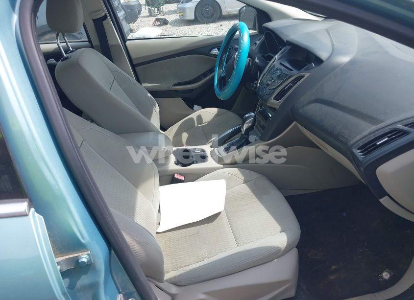 Photo 5 of 2012 Ford Focus SEL (VIN 1FAHP3H21CL211061)