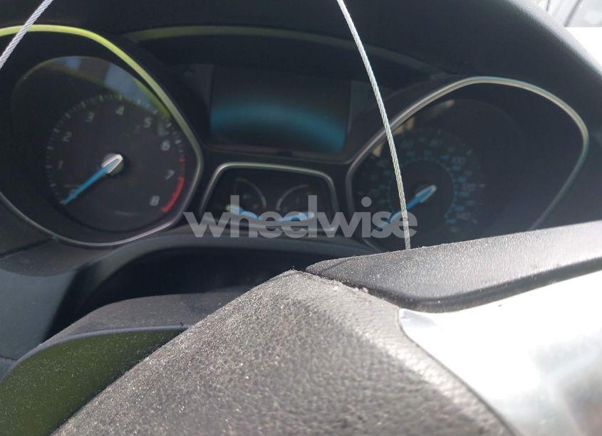 Photo 7 of 2012 Ford Focus SEL (VIN 1FAHP3H21CL211061)