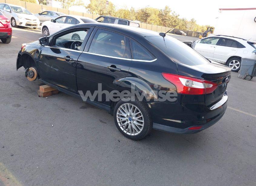 Photo 3 of 2012 Ford Focus SEL (VIN 1FAHP3H21CL257893)