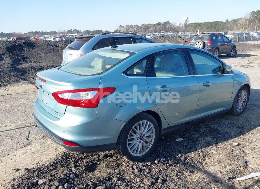 Photo 15 of 2012 Ford Focus SEL (VIN 1FAHP3H21CL437665)