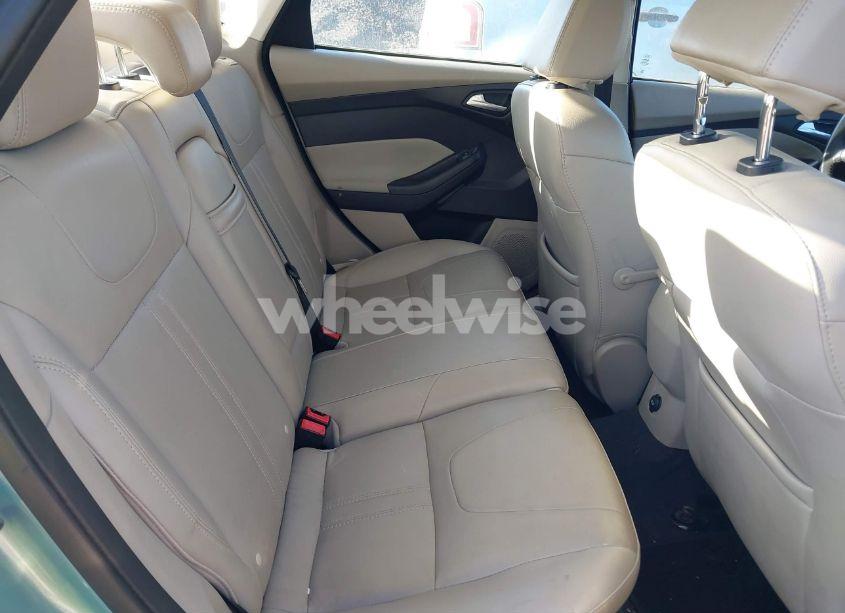 Photo 8 of 2012 Ford Focus SEL (VIN 1FAHP3H21CL437665)