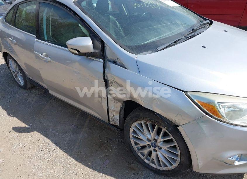Photo 6 of 2012 Ford Focus SEL (VIN 1FAHP3H22CL184078)
