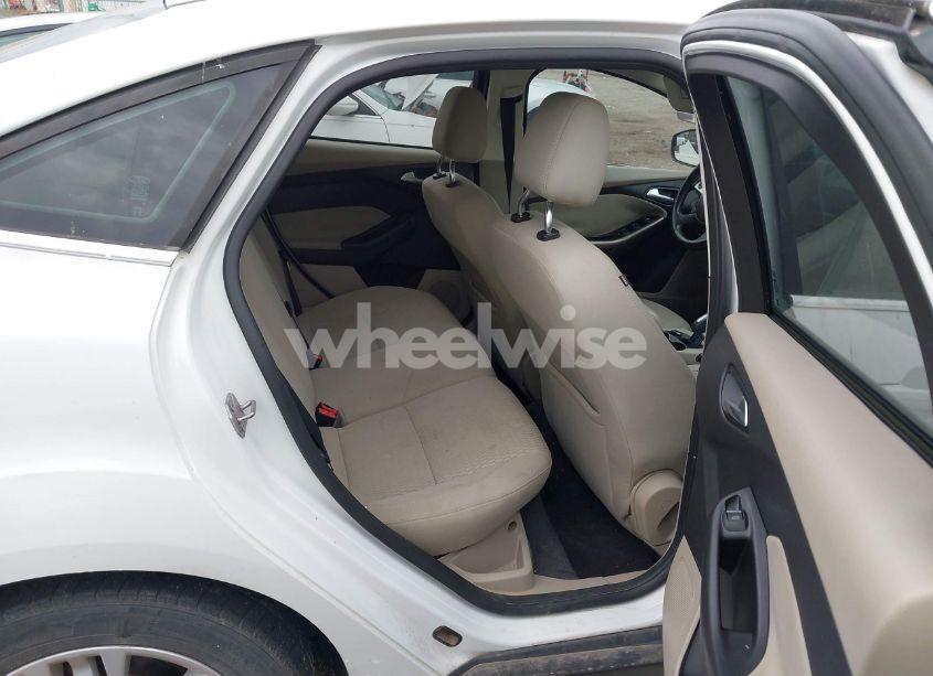 Photo 8 of 2012 Ford Focus SEL (VIN 1FAHP3H22CL184310)