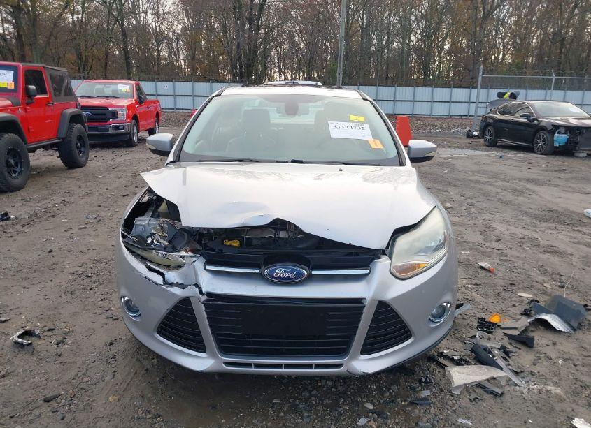 Photo 12 of 2012 Ford Focus SEL (VIN 1FAHP3H22CL210677)