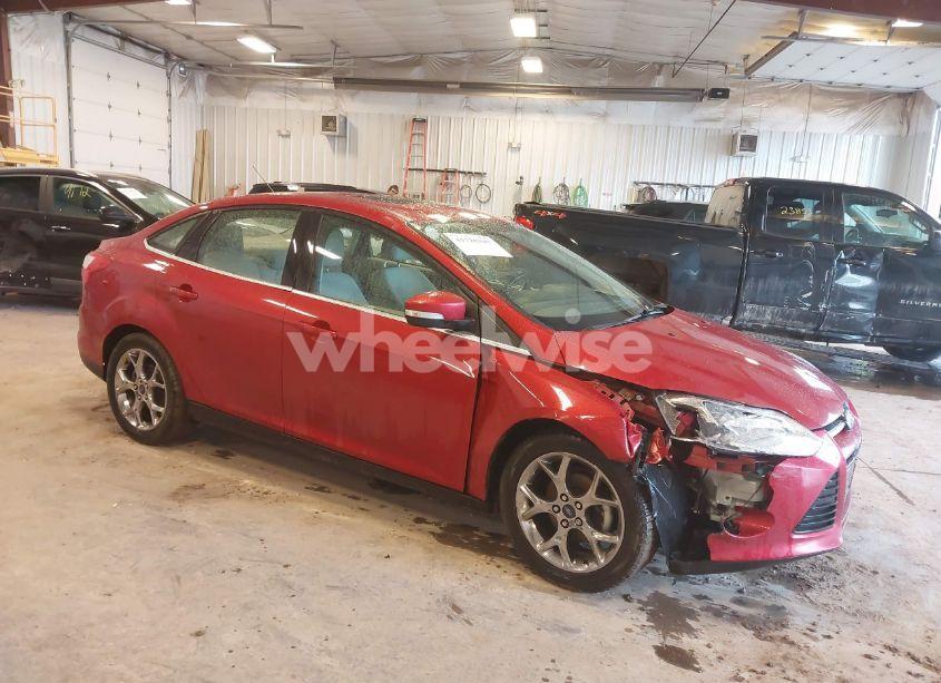 2012 Ford Focus SEL (VIN 1FAHP3H22CL226474) main photo