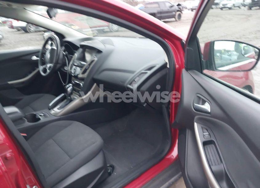 Photo 5 of 2012 Ford Focus SEL (VIN 1FAHP3H22CL239614)