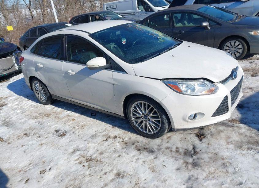 2012 Ford Focus SEL (VIN 1FAHP3H22CL298162) main photo