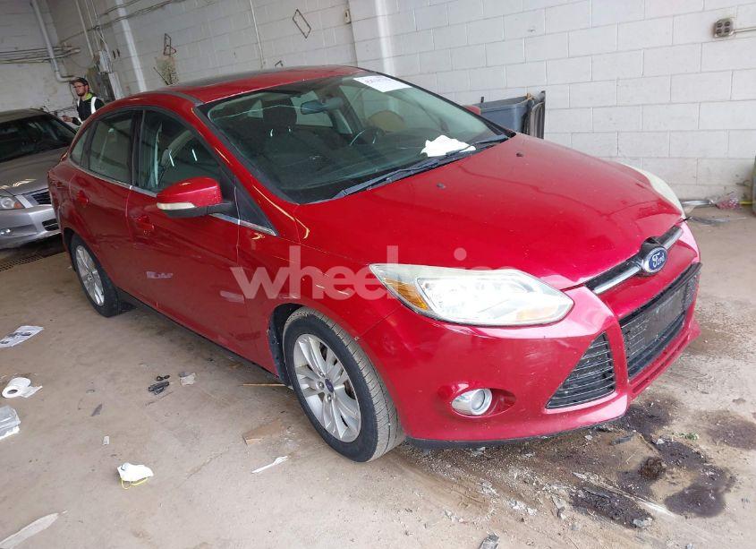 2012 Ford Focus SEL (VIN 1FAHP3H22CL339342) main photo