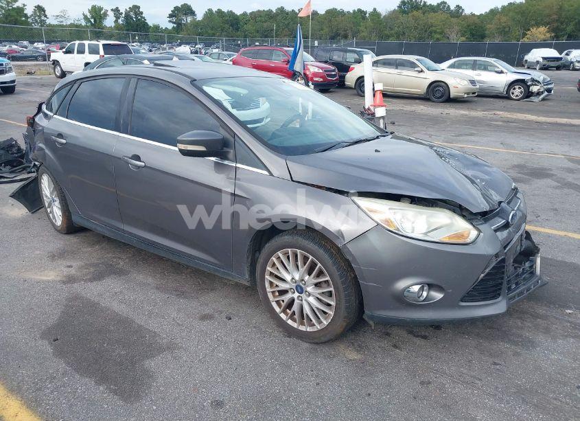 2012 Ford Focus SEL (VIN 1FAHP3H23CL230839) main photo