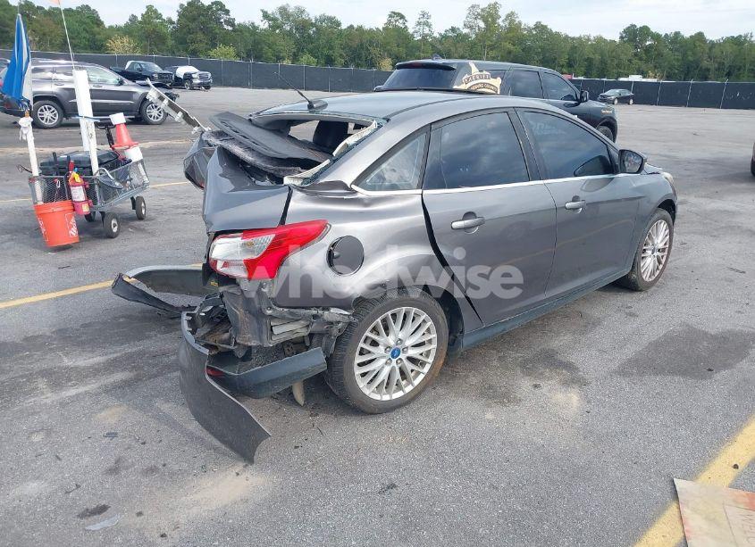 Photo 4 of 2012 Ford Focus SEL (VIN 1FAHP3H23CL230839)