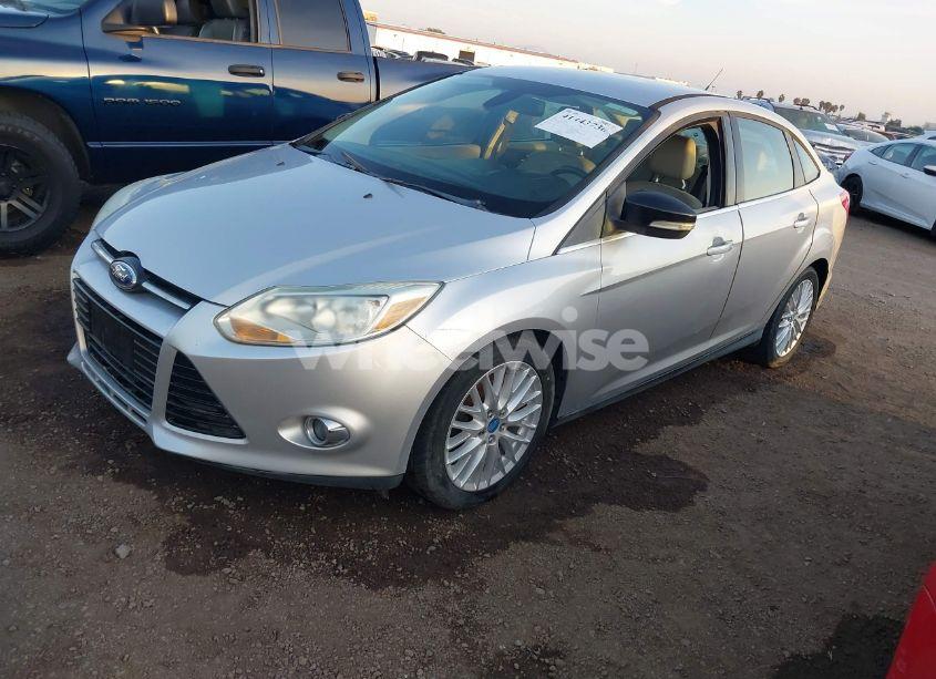Photo 2 of 2012 Ford Focus SEL (VIN 1FAHP3H23CL236771)