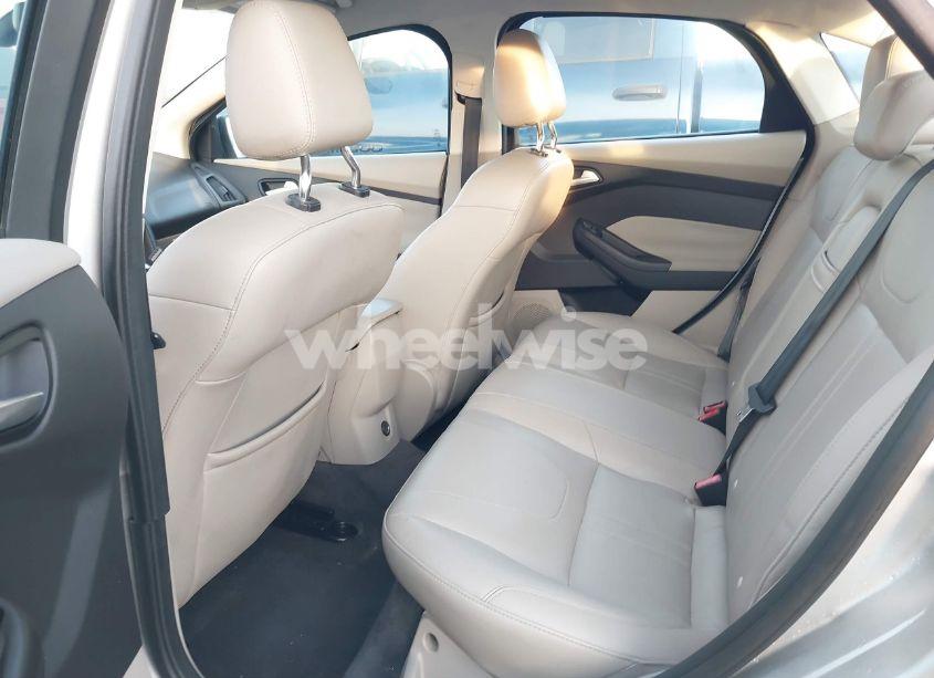 Photo 8 of 2012 Ford Focus SEL (VIN 1FAHP3H23CL236771)