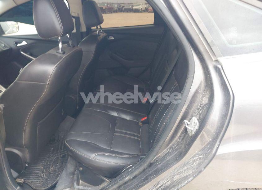 Photo 8 of 2012 Ford Focus SEL (VIN 1FAHP3H23CL250671)