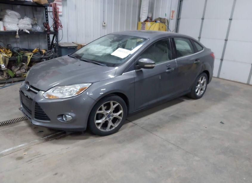 Photo 2 of 2012 Ford Focus SEL (VIN 1FAHP3H23CL313879)