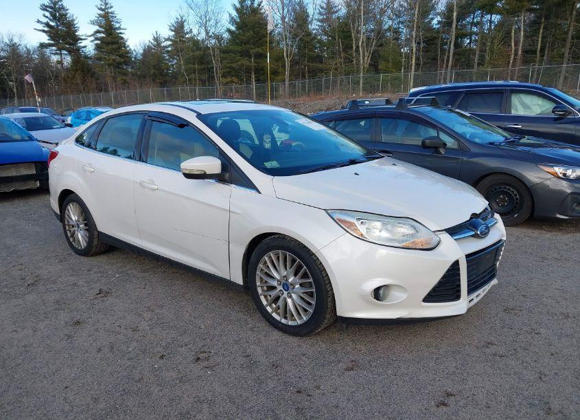 2012 Ford Focus SEL (VIN 1FAHP3H23CL460140) main photo