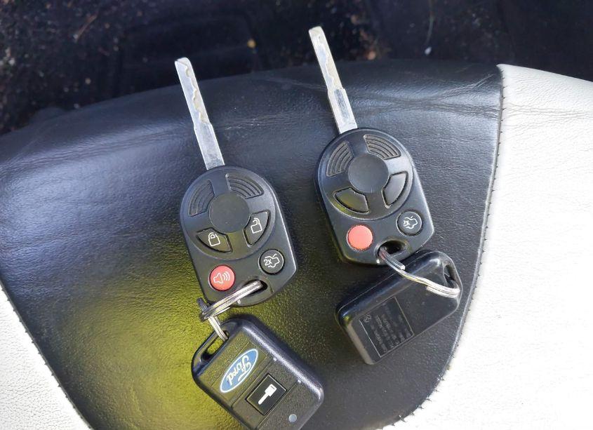 Photo 11 of 2012 Ford Focus SEL (VIN 1FAHP3H23CL460140)