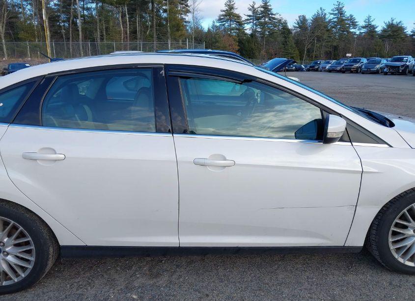 Photo 13 of 2012 Ford Focus SEL (VIN 1FAHP3H23CL460140)