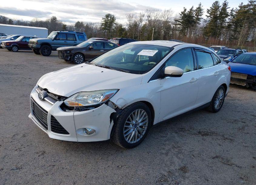 Photo 2 of 2012 Ford Focus SEL (VIN 1FAHP3H23CL460140)