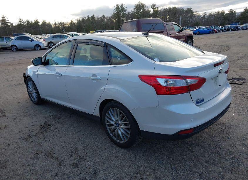 Photo 3 of 2012 Ford Focus SEL (VIN 1FAHP3H23CL460140)