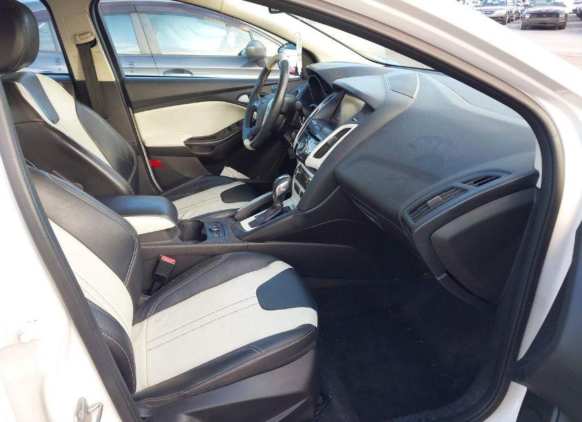 Photo 5 of 2012 Ford Focus SEL (VIN 1FAHP3H23CL460140)