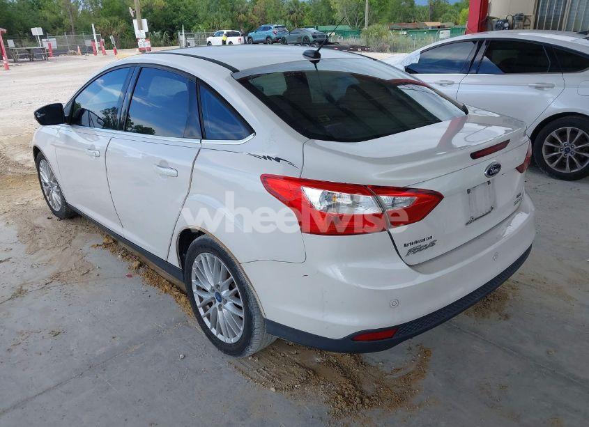 Photo 3 of 2012 Ford Focus SEL (VIN 1FAHP3H23CL473373)