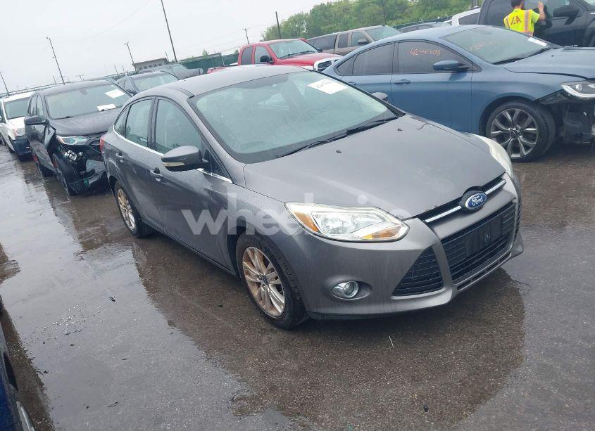 2012 Ford Focus SEL (VIN 1FAHP3H24CL142091) main photo