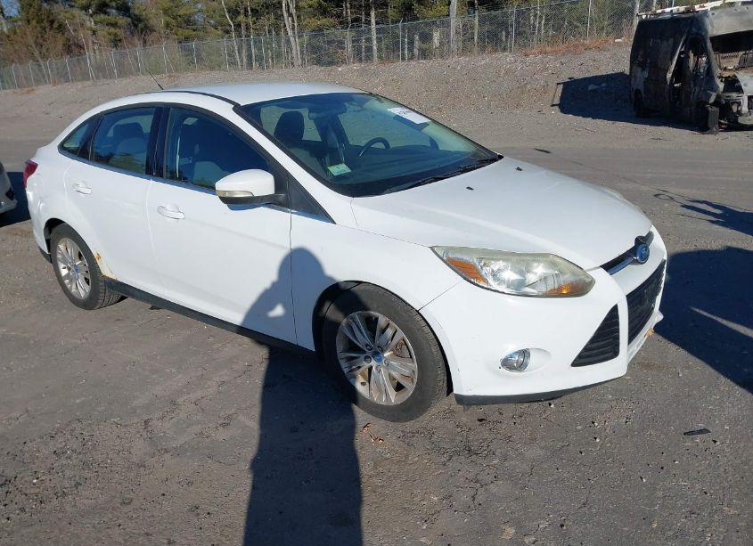 2012 Ford Focus SEL (VIN 1FAHP3H24CL171543) main photo