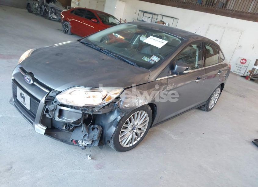 Photo 2 of 2012 Ford Focus SEL (VIN 1FAHP3H24CL194384)