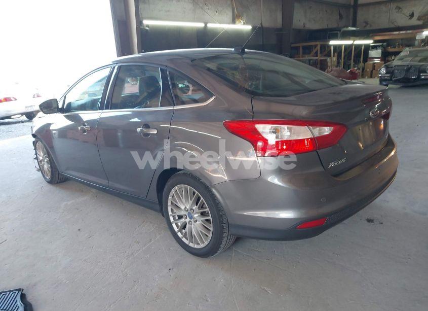 Photo 3 of 2012 Ford Focus SEL (VIN 1FAHP3H24CL194384)