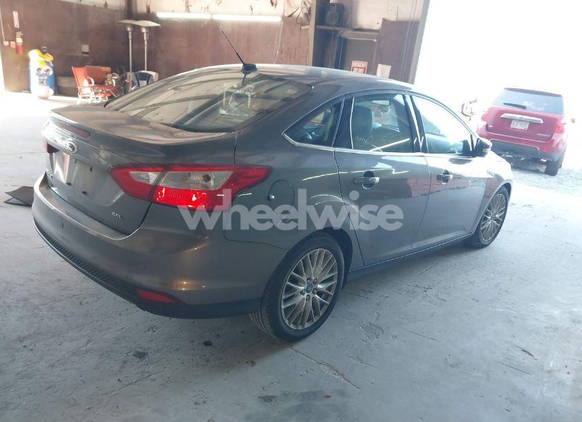 Photo 4 of 2012 Ford Focus SEL (VIN 1FAHP3H24CL194384)