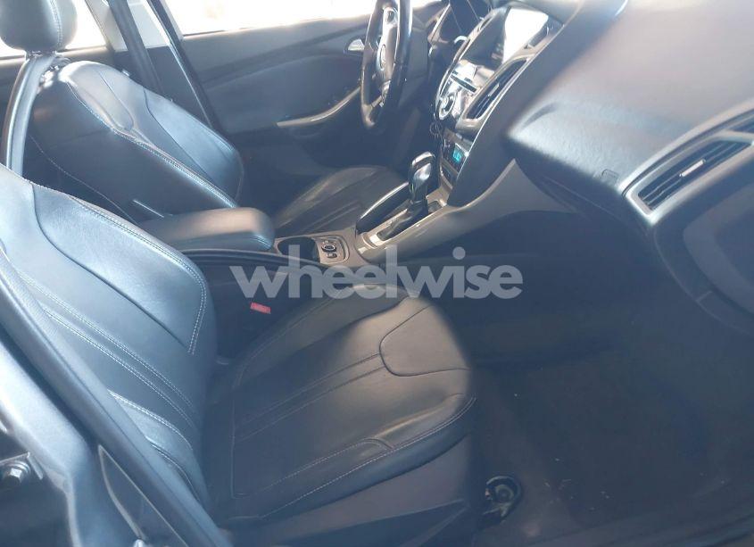 Photo 5 of 2012 Ford Focus SEL (VIN 1FAHP3H24CL194384)