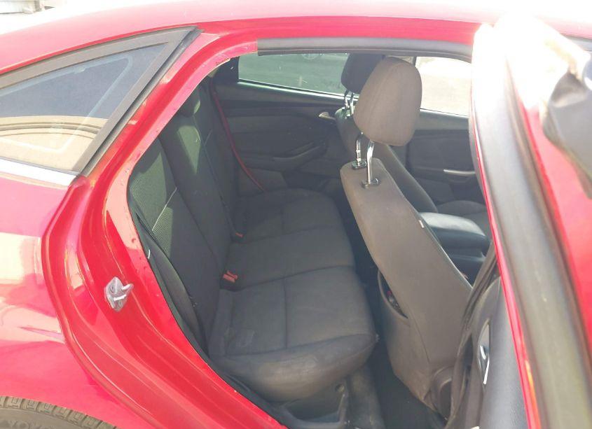 Photo 8 of 2012 Ford Focus SEL (VIN 1FAHP3H24CL275031)